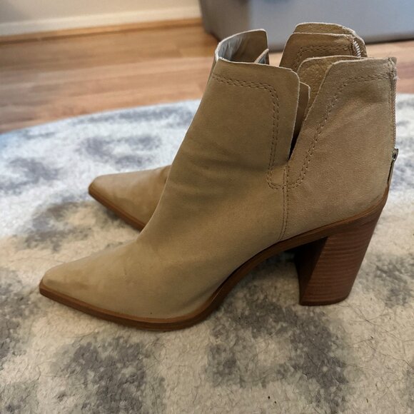 Vince Camuto Welland Bootie Tortilla True Suede - Picture 3 of 5